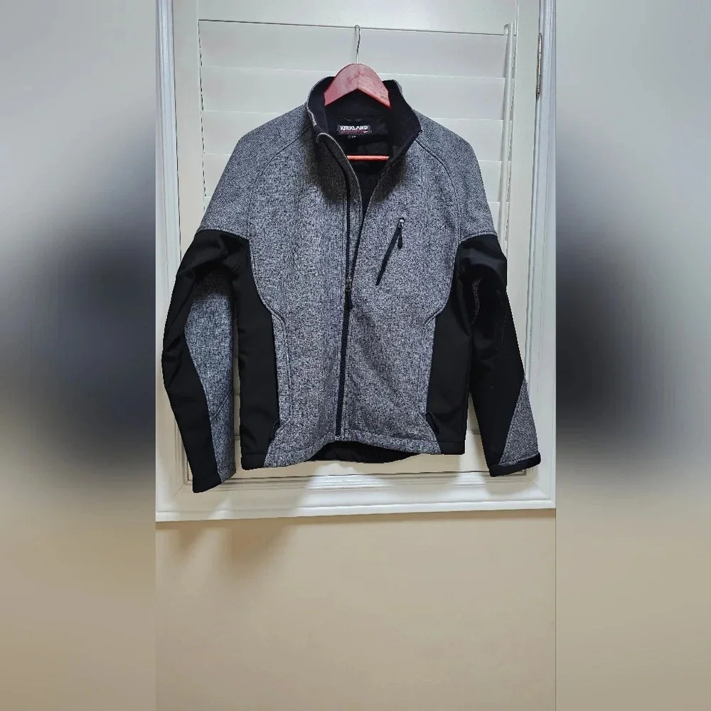 Kirkland Warm Autumn Jacket Grey Black size S